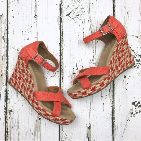 Toms Espadrille Wedge Strappy Heels Coral Sz 6 - Picture 1 of 7